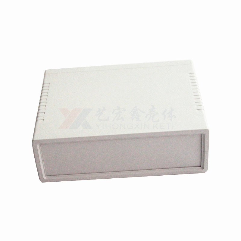 塑料機(jī)箱